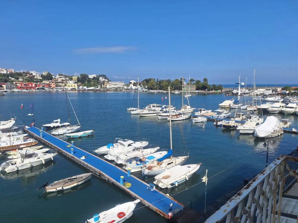 Appartamento a Ischia in Via Porto - Foto 2