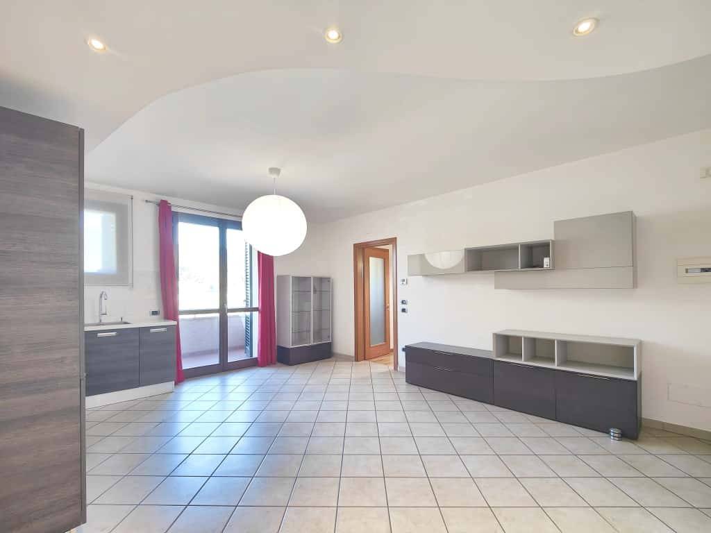 Appartamento a Calenzano in Via Mia Martini - Foto 3