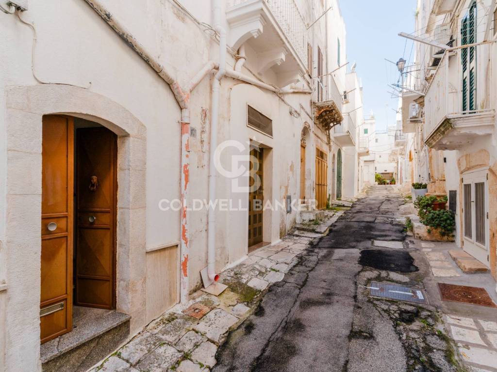Casa indipendente a Ostuni in Via Giuditta Tavani Arquati, 15 - Foto 3