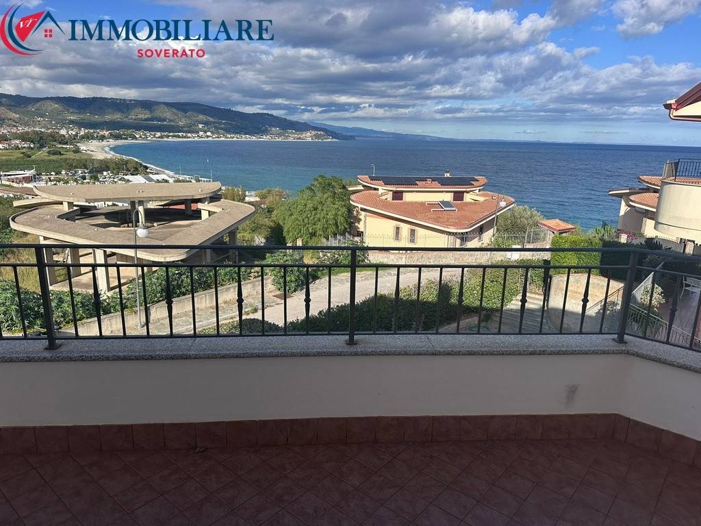 Villa a Soverato in Contrada San Nicola - Foto 2