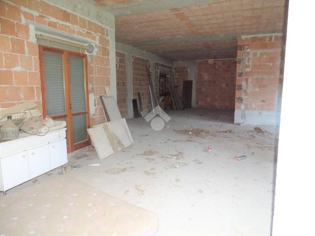 Box / garage a Castrovillari in Via Dei Gelsi - Foto 3