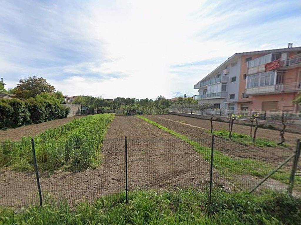Terreno a Pescara in Via Lago di Bomba - Foto 2