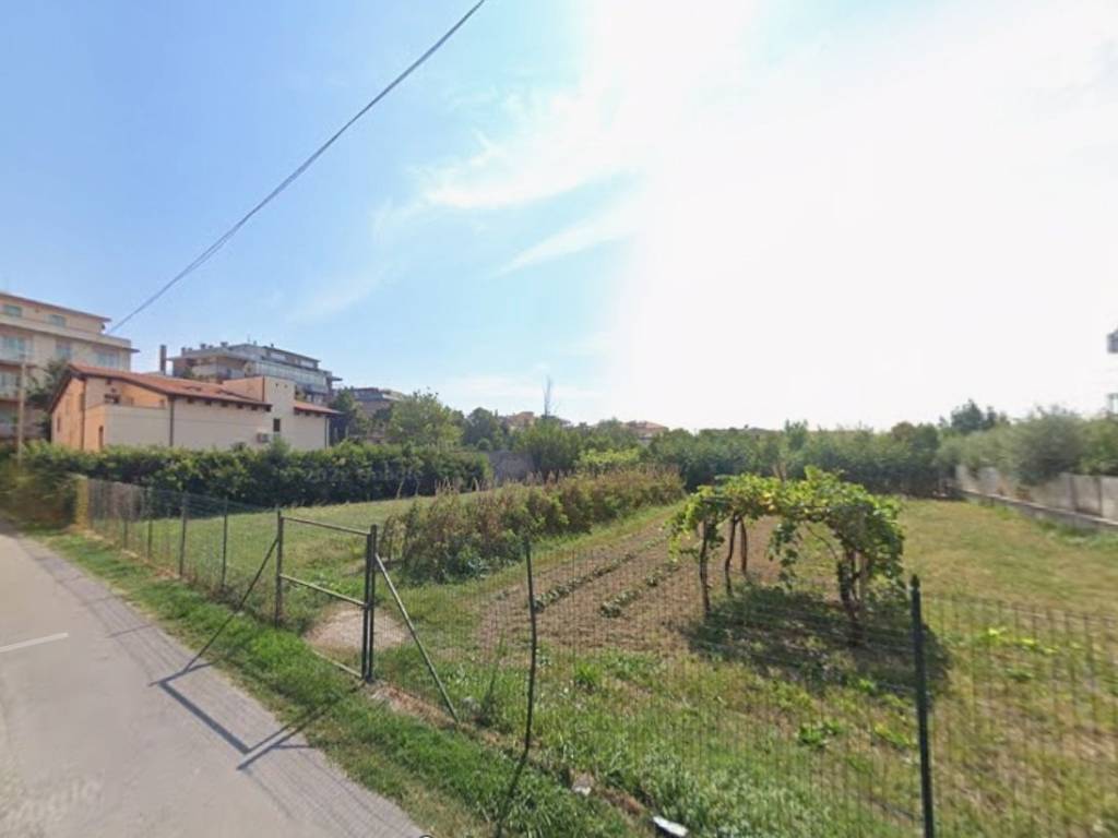 Terreno a Pescara in Via Lago di Bomba - Foto 3