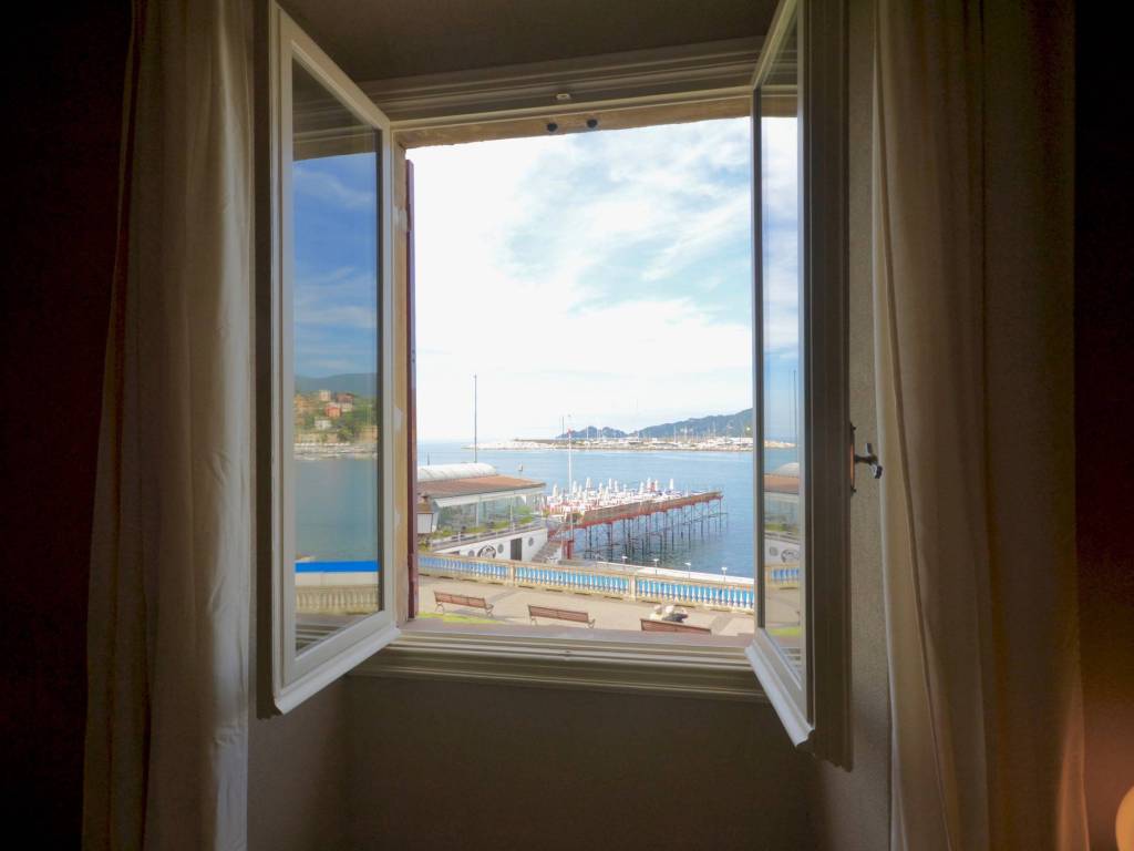 Appartamento a Rapallo in Via Paolo Zunino, 7 - Foto 5