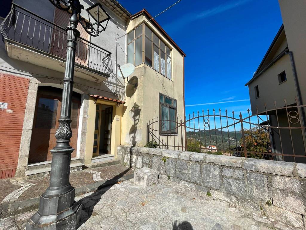 Appartamento a Pietrastornina in Piazza Vittorio Veneto - Foto 2
