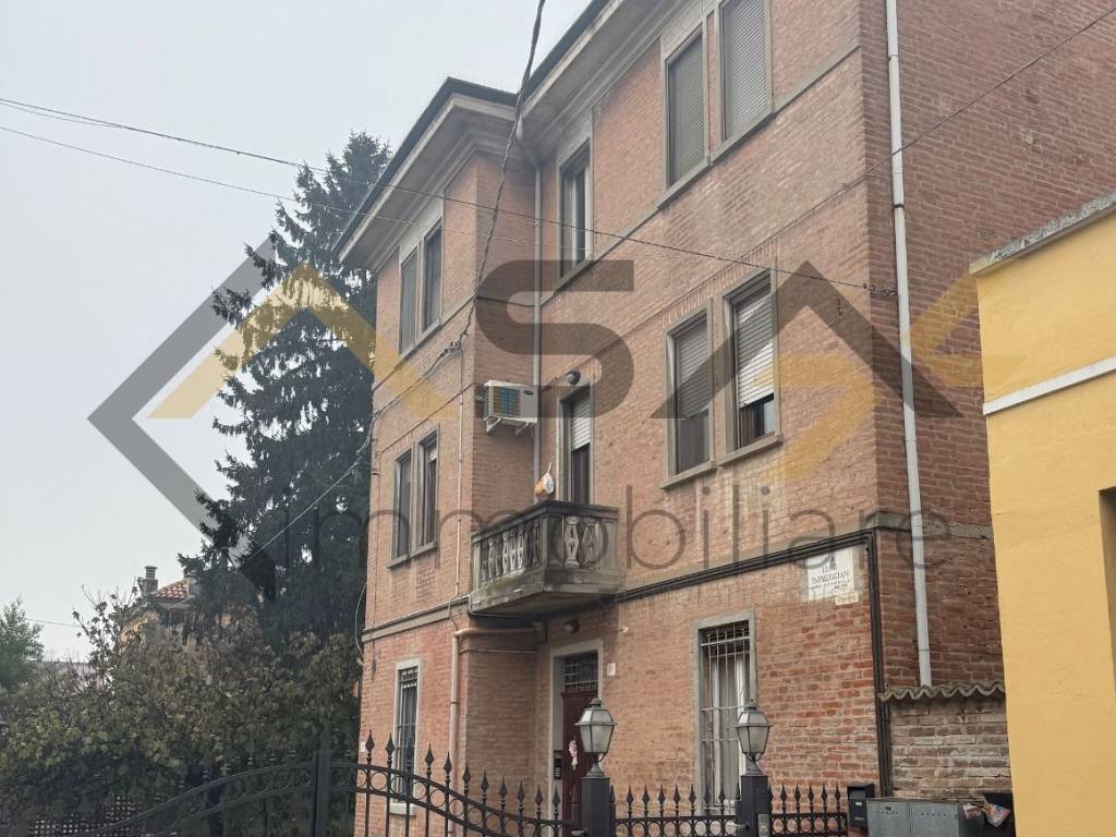 Appartamento a Ferrara in Via Luigi Parmeggiani, 18 - Foto 4