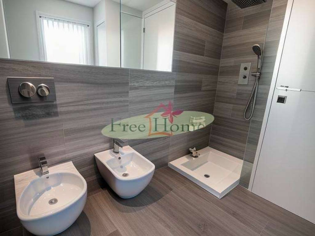 Villa a Barasso in via Matteotti, 29 - Foto 3