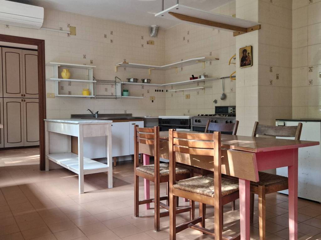 Villa a Perugia in Via del Larice, 36 - Foto 2
