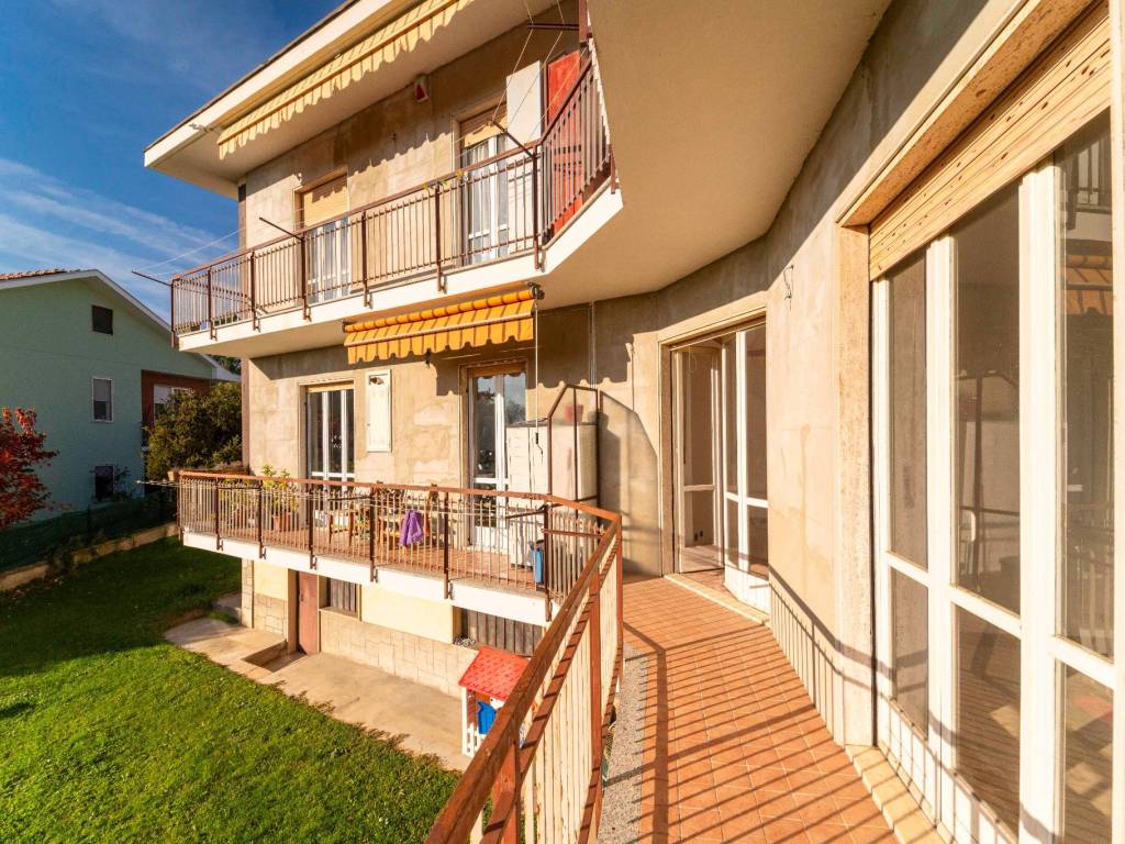 Appartamento a Rivoli in Strada Santa Maria, 55 - Foto 2