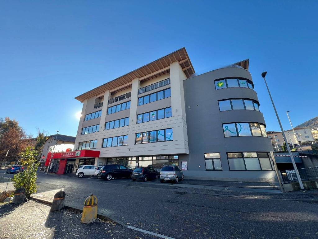 Immobile a Cles in Via 4 Novembre - Foto 3