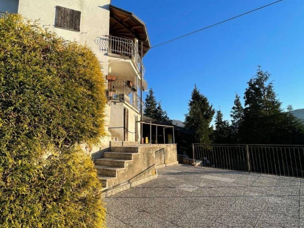 Appartamento a Cunardo in Via San Francesco D'Assisi n 10 - Foto 3