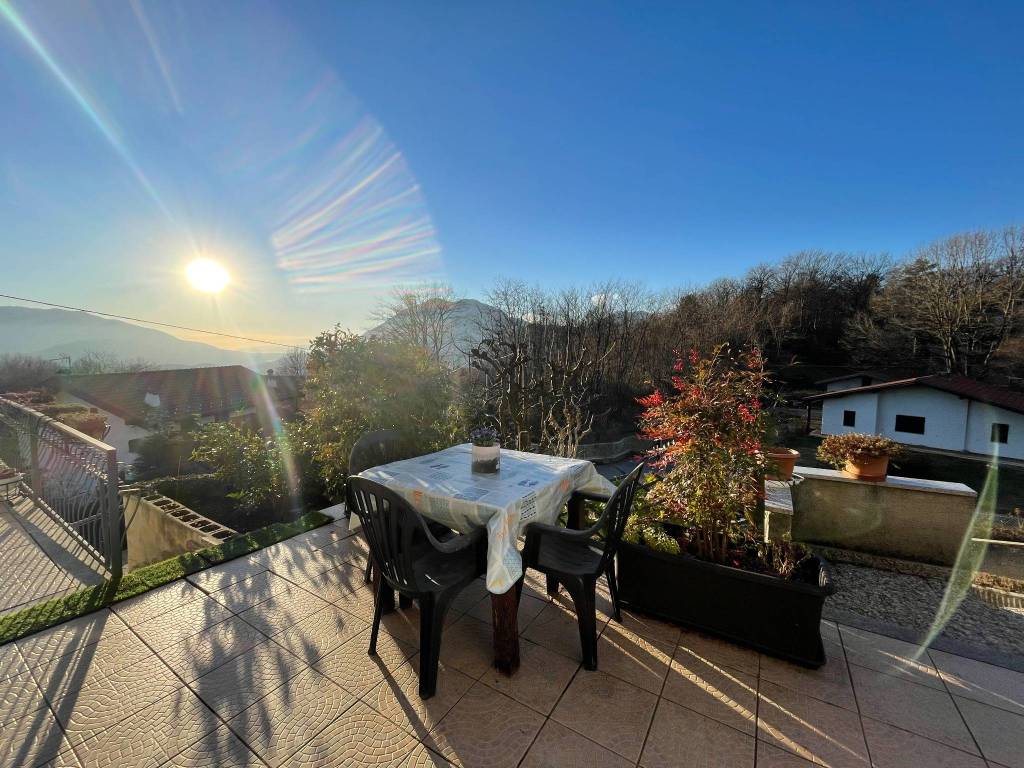 Appartamento a Cunardo in Via San Francesco D'Assisi n 10 - Foto 4