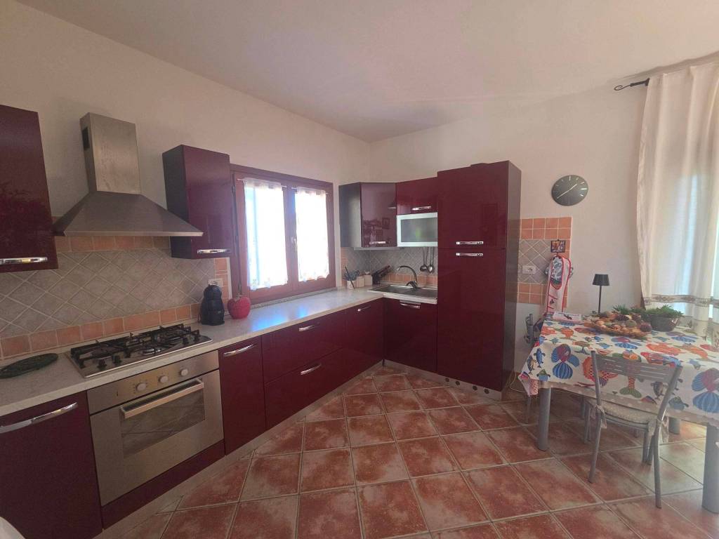 Appartamento a Posada in Via Emilio Lussu - Foto 4