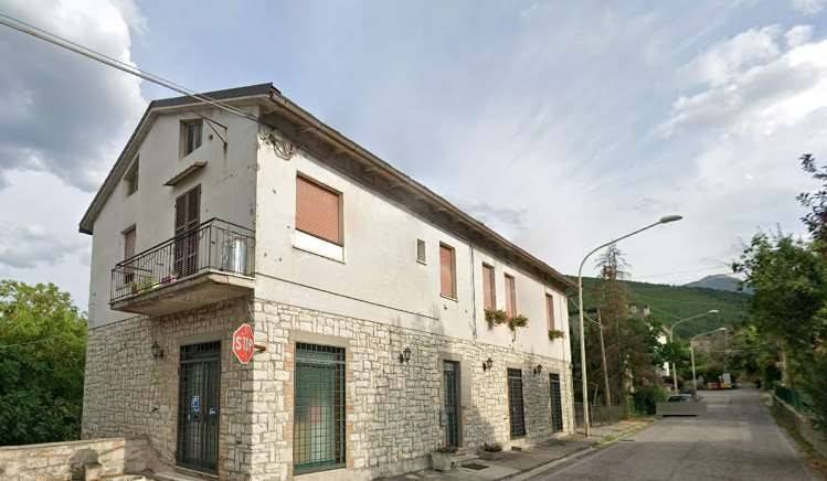 Palazzo / stabile a Frontone in Via Monte Catria - Foto 2
