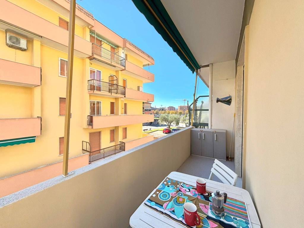 Appartamento a Pietra ligure in Viale della Repubblica, 11 - Foto 2