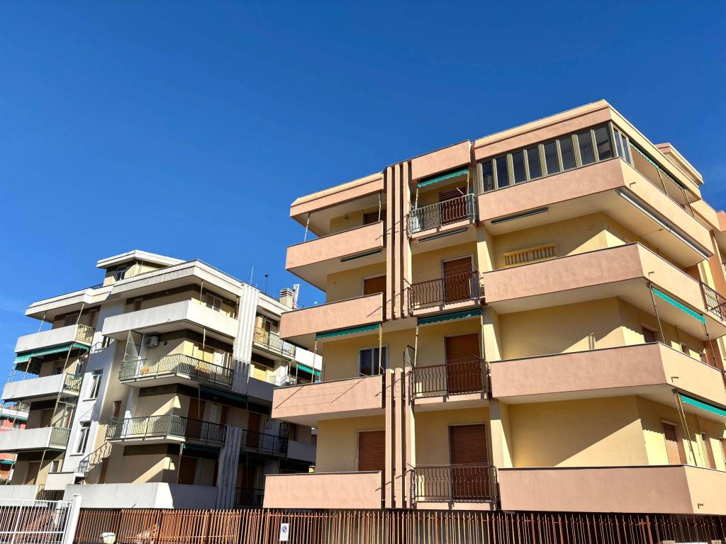 Appartamento a Pietra ligure in Viale della Repubblica, 11 - Foto 4