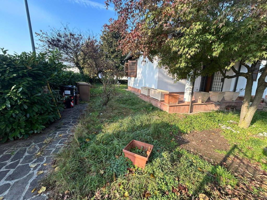 Villa a Cremona in Via Parracaccia, 40 - Foto 2