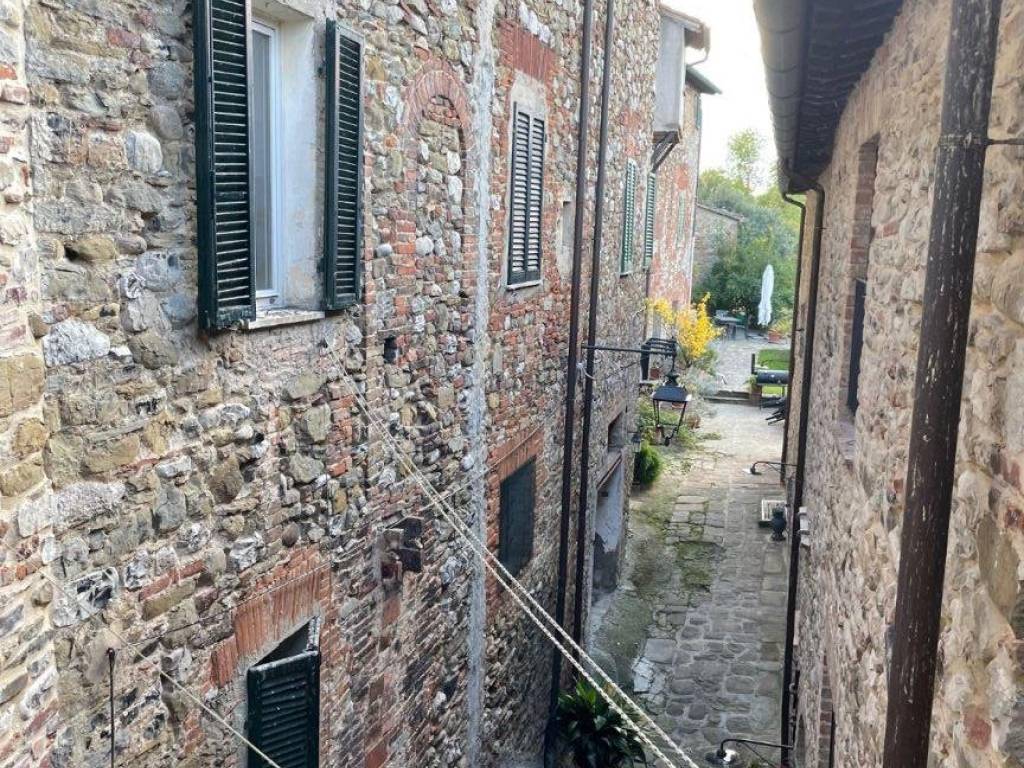 Box / garage a Piegaro in Via Camillo Benso di Cavour, 7 - Foto 3