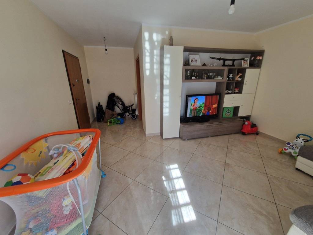 Appartamento a Turi in Via Renato Dell'Andro - Foto 4