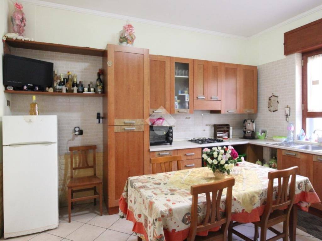 Appartamento a Casapulla in Via Salvo d'Acquisto, 16 - Foto 5