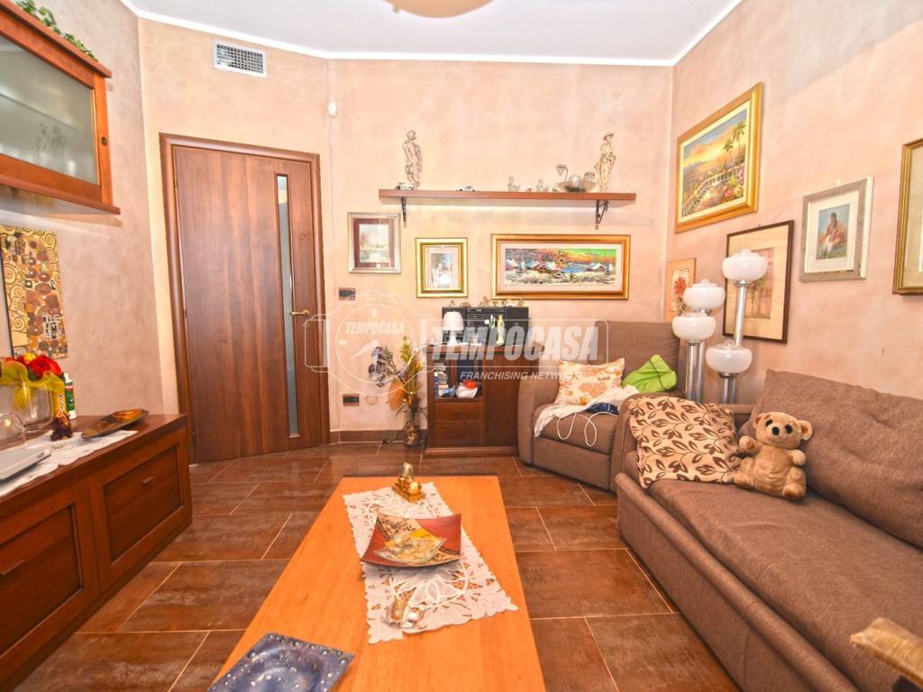Appartamento a Volpiano in Via San Giovanni 14 - Foto 5
