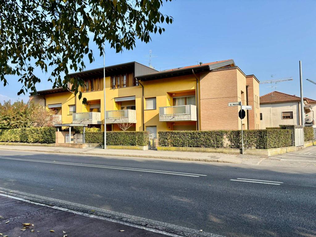 Box / garage a Seriate in Via Guglielmo Marconi, 53 - Foto 2