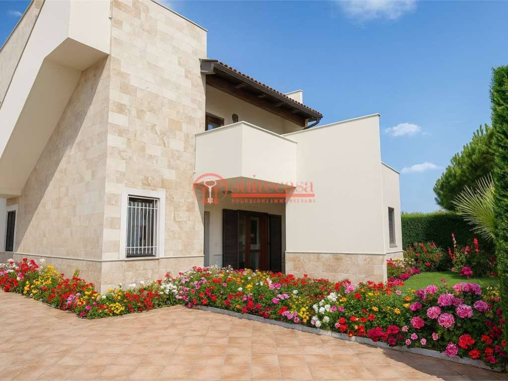 Villa a Trani in via Martiri Di Palermo - Foto 2
