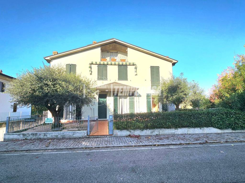 Appartamento a Castel bolognese in Via Arnaldo Cavallazzi 145 - Foto 3