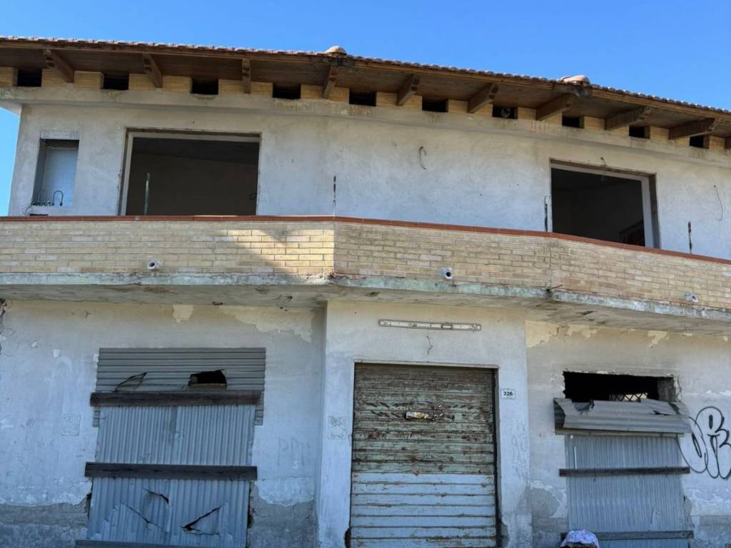 Villa a Castel volturno in Parco Baia Verde - Foto 3