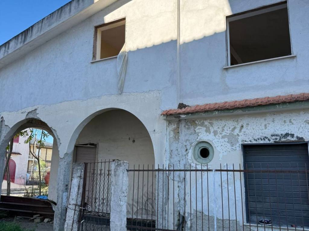 Villa a Castel volturno in Parco Baia Verde - Foto 5