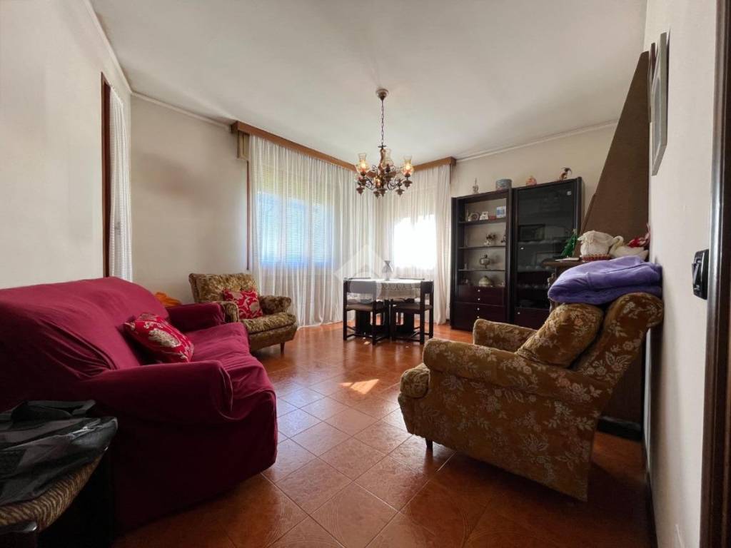 Villa a Ponte san nicolò in Via Piave, 10 - Foto 2