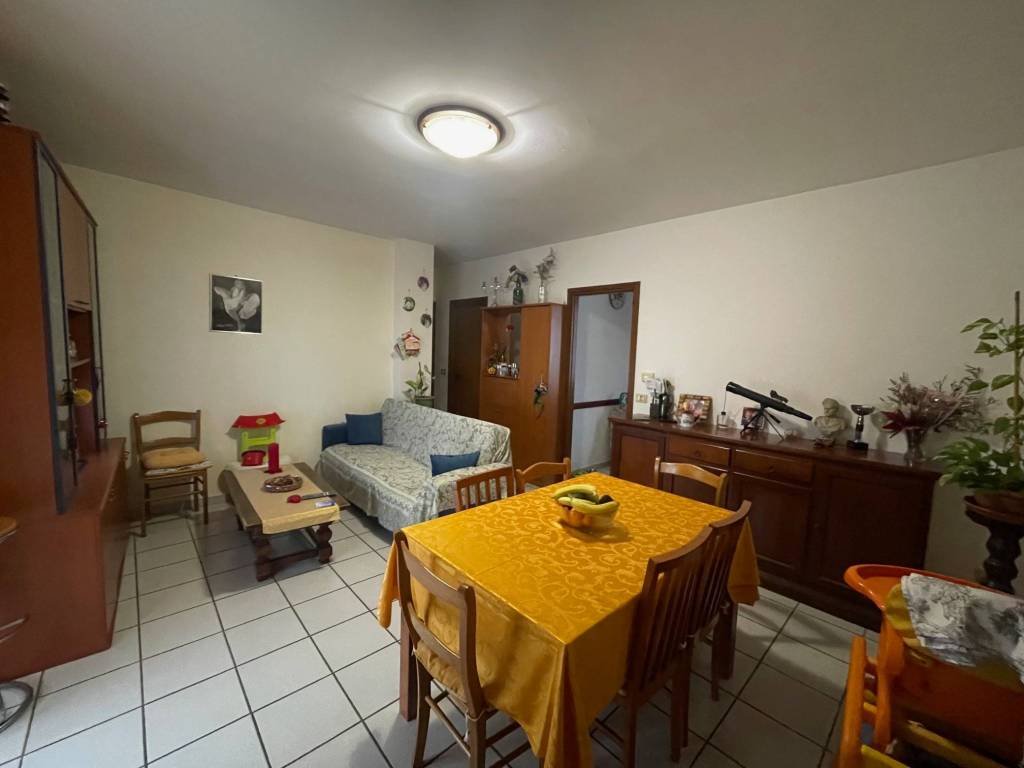 Appartamento a Asti in Strada San Carlo - Foto 4