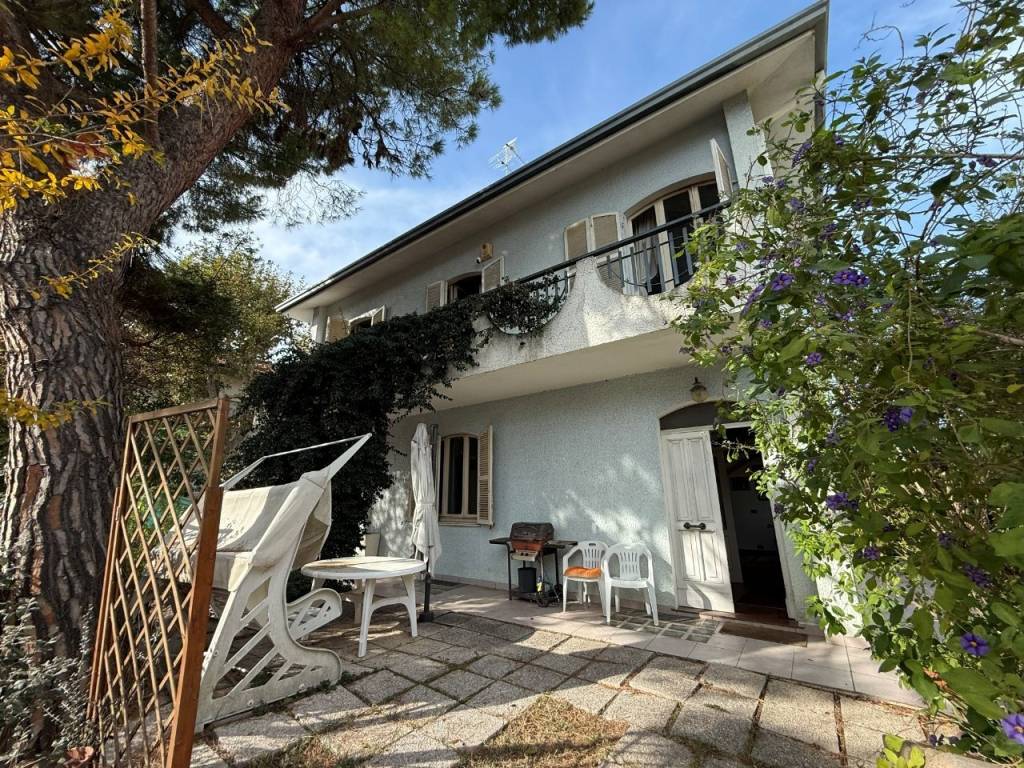Villa a Civitanova marche in Via Goito, 3 - Foto 3