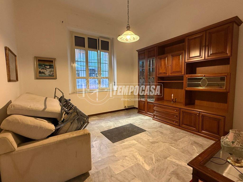Appartamento a Asti in Via Giovanni Pascoli 5 - Foto 2