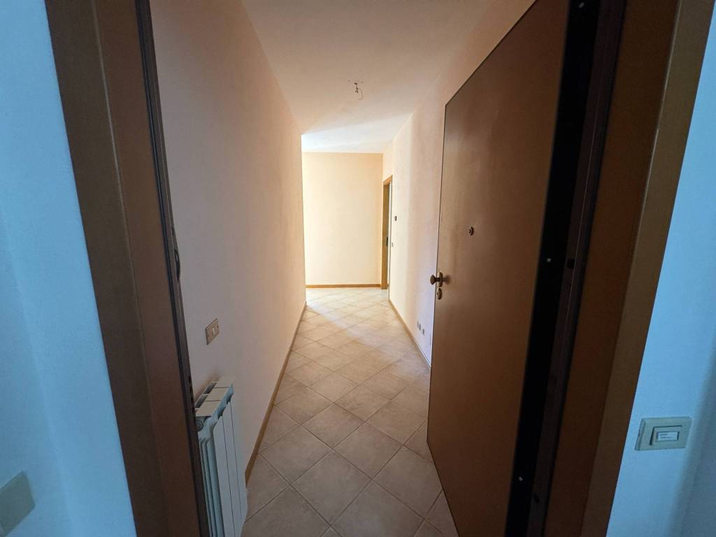 Appartamento a Tolentino in Via Luigi Rocchi - Foto 2