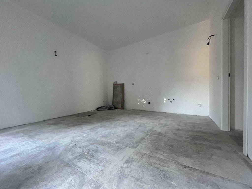 Appartamento a Sesto calende in Via alla Punta - Foto 2