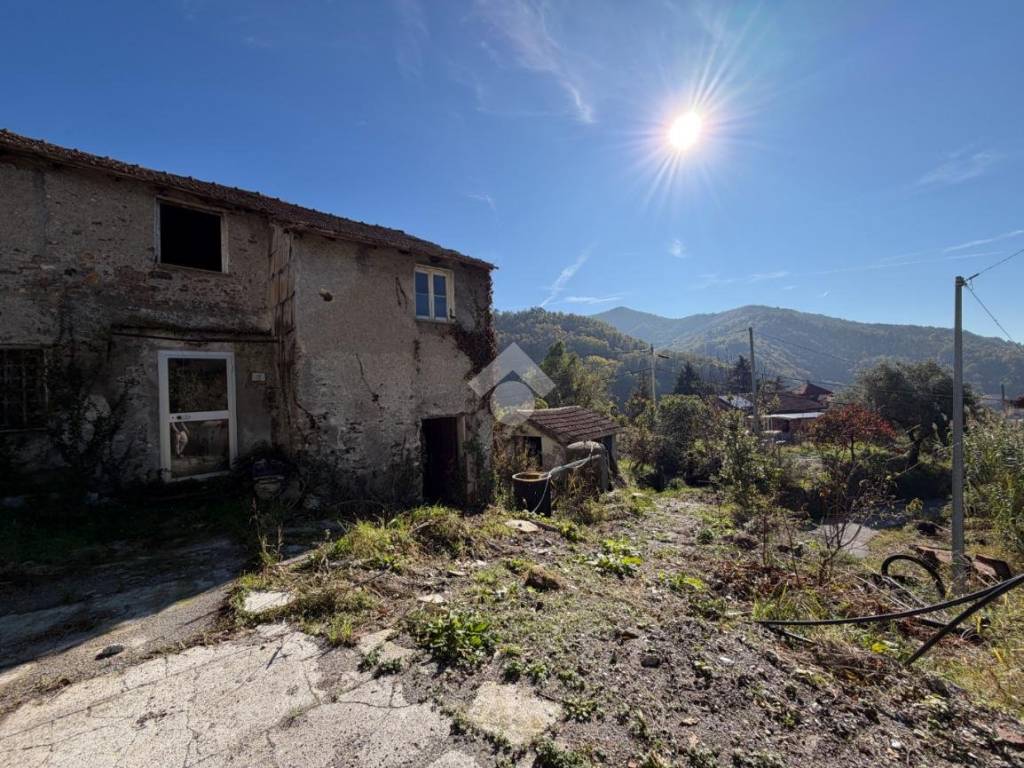 Villa a Serra riccò in Via Tomaso Cassissa, 12 - Foto 2