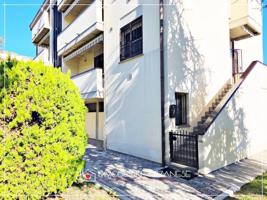Appartamento a Castel san pietro terme in Via Grazia Deledda, 13 - Foto 2