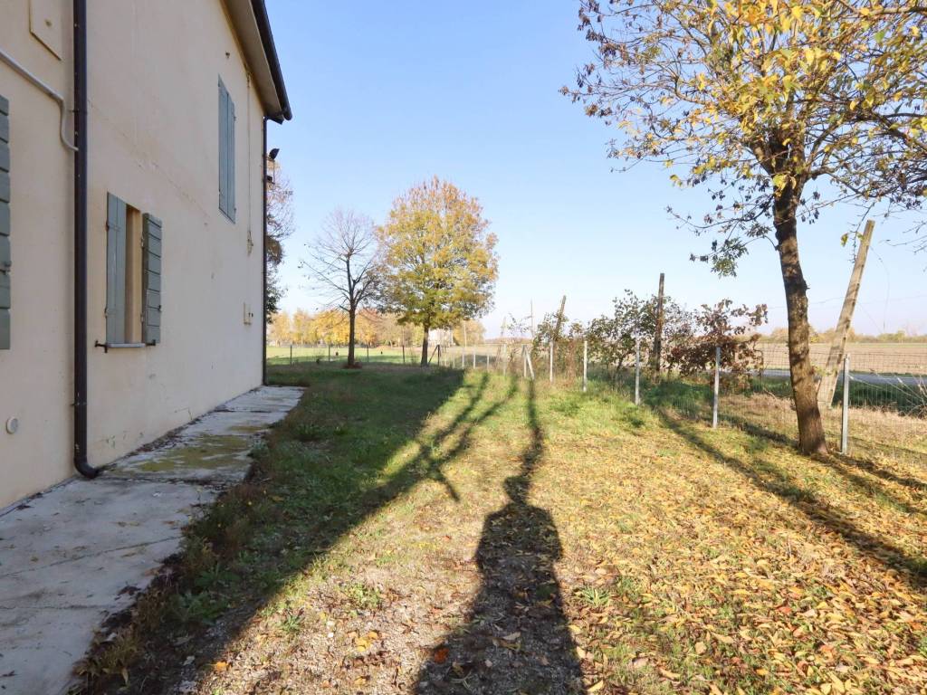 Villa a San felice sul panaro in Via Bosco - Foto 3