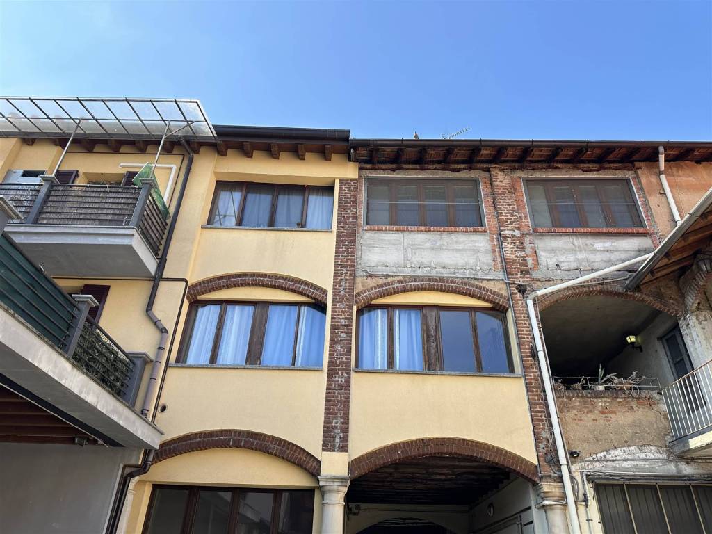 Appartamento a Tradate in VIA MANZONI , 17 - Foto 3