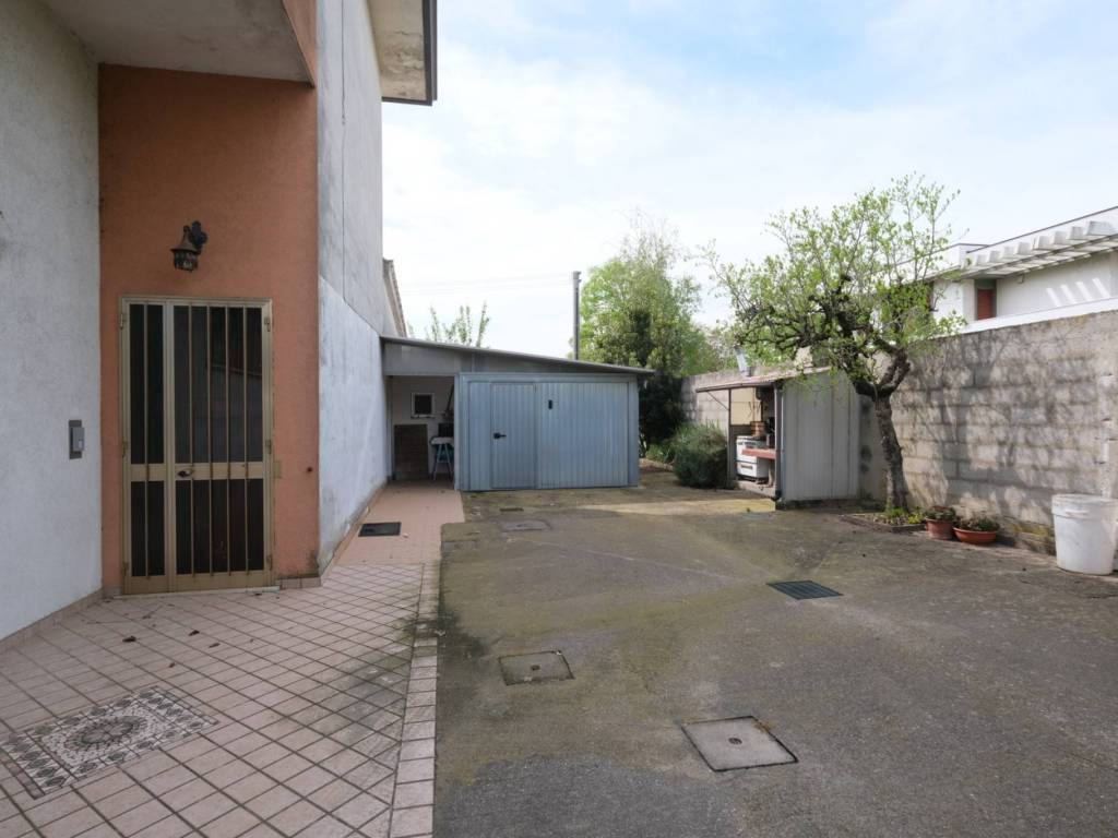 Villa a Villa estense in Via delle Industrie - Foto 4