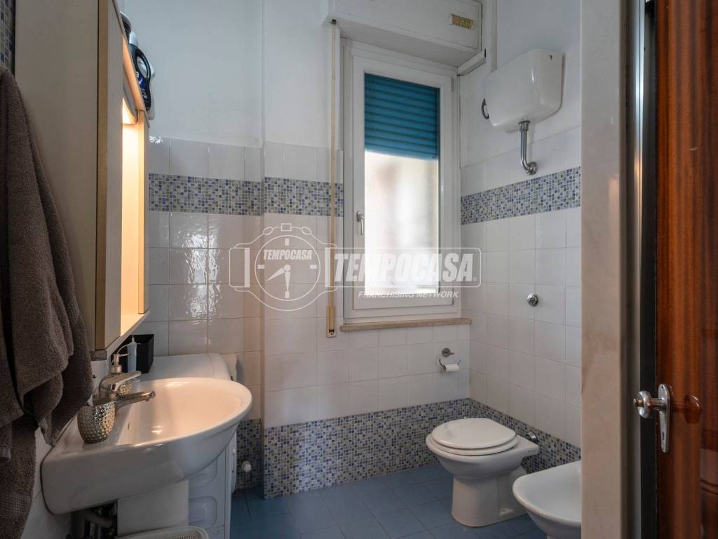 Appartamento a Civitanova marche in Via Col di Lana 23 - Foto 5