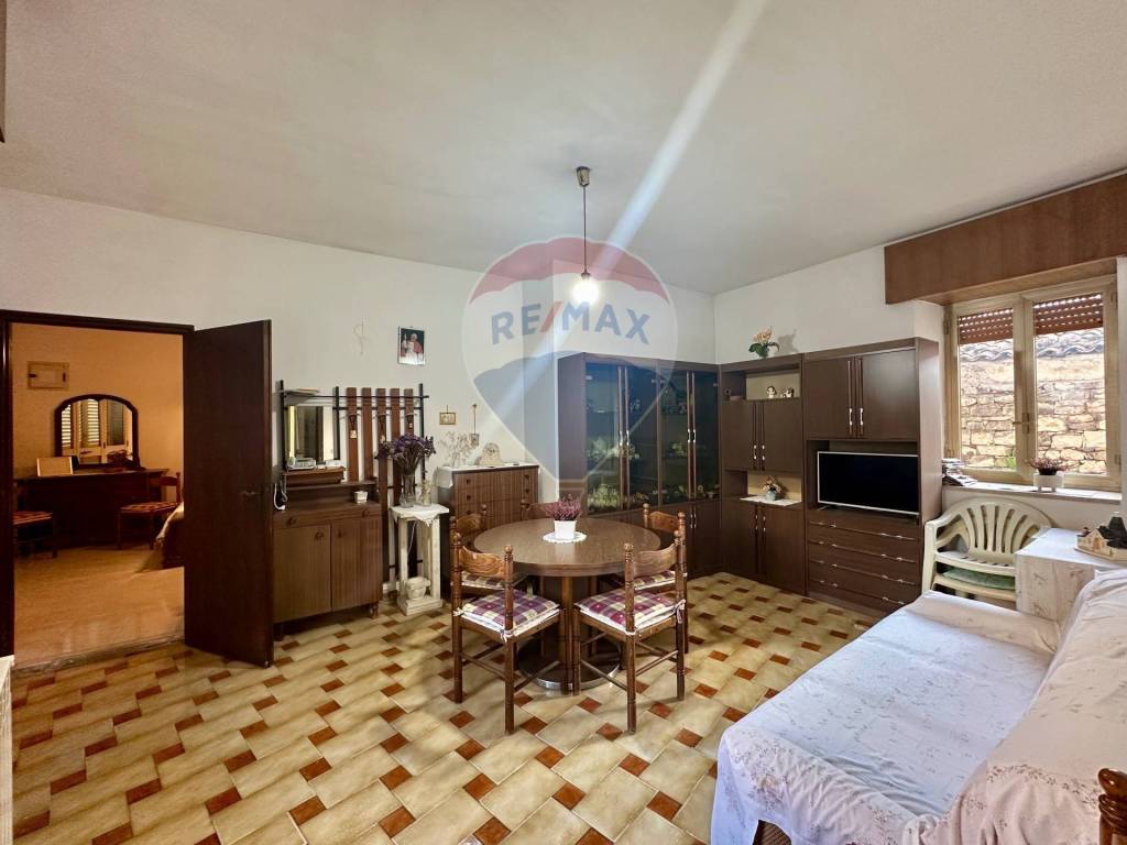 Casa indipendente a Modica in Via Gian Battista Vico, 41 - Foto 4