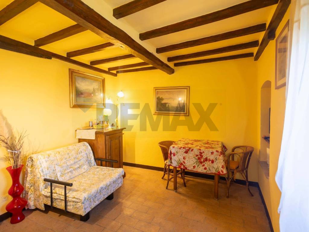 Casa indipendente a Cetona in Via Finoglio, 95 - Foto 2