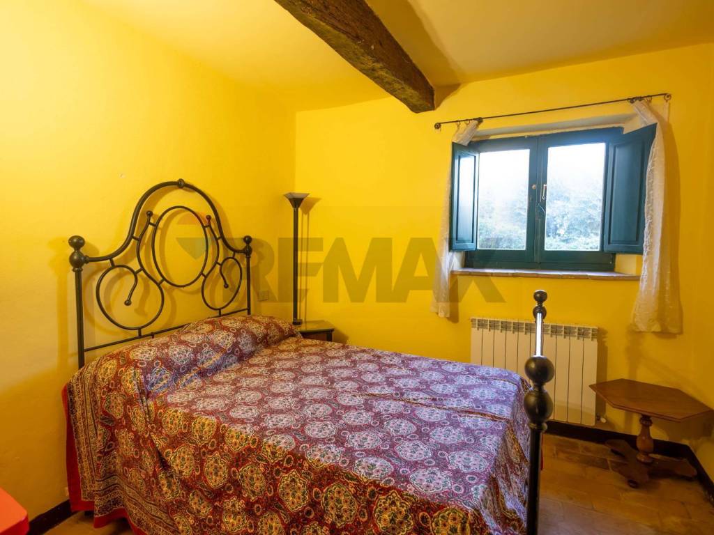 Casa indipendente a Cetona in Via Finoglio, 95 - Foto 3
