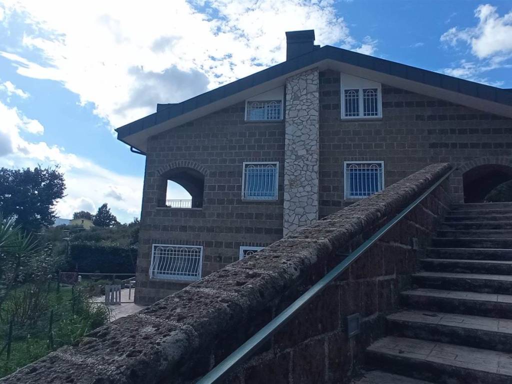 Villa a Avellino in Zona pennini - Foto 2