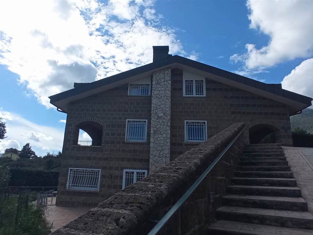 Villa a Avellino in Zona pennini - Foto 3
