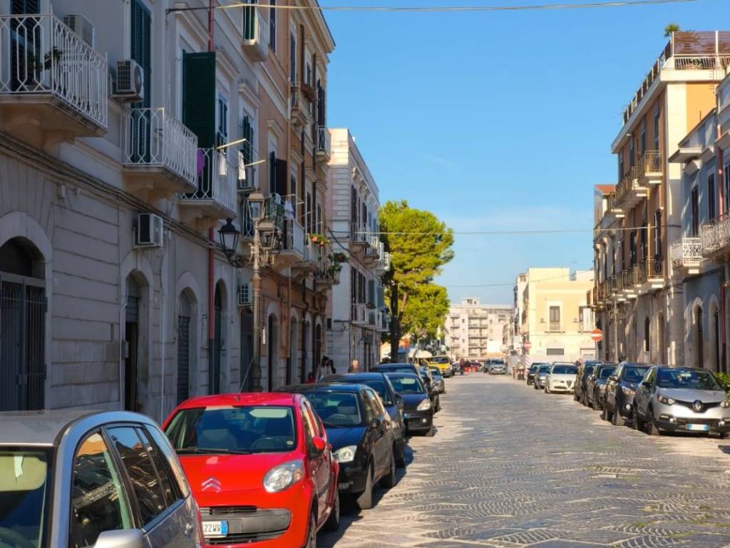 Appartamento a Trani in Via Giovanni Bovio - Foto 3