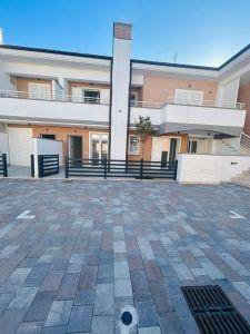 Appartamento a Anzio in Viale del Sole - Foto 2