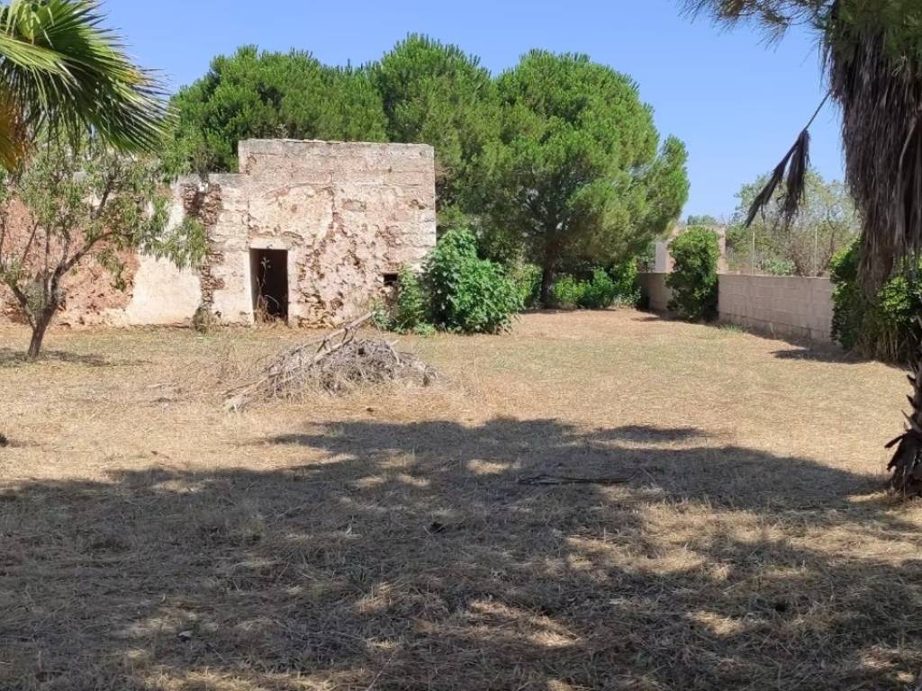 Terreno a Taviano in Via Gabriele D'Annunzio - Foto 2